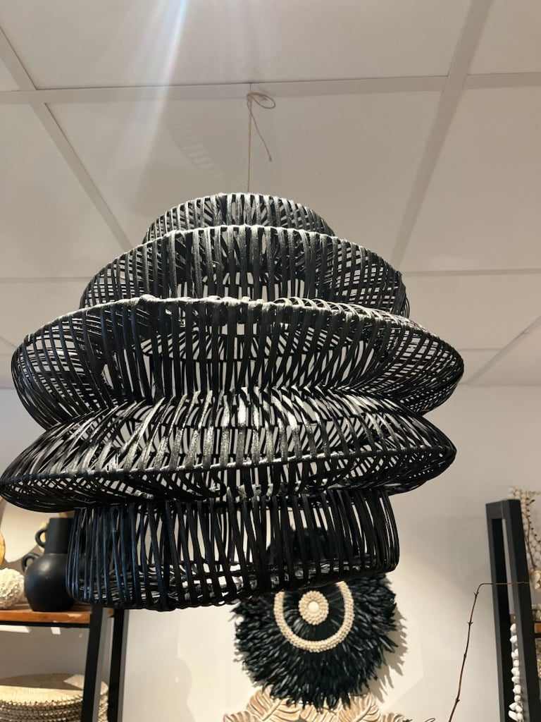 LUSTRE BUKA