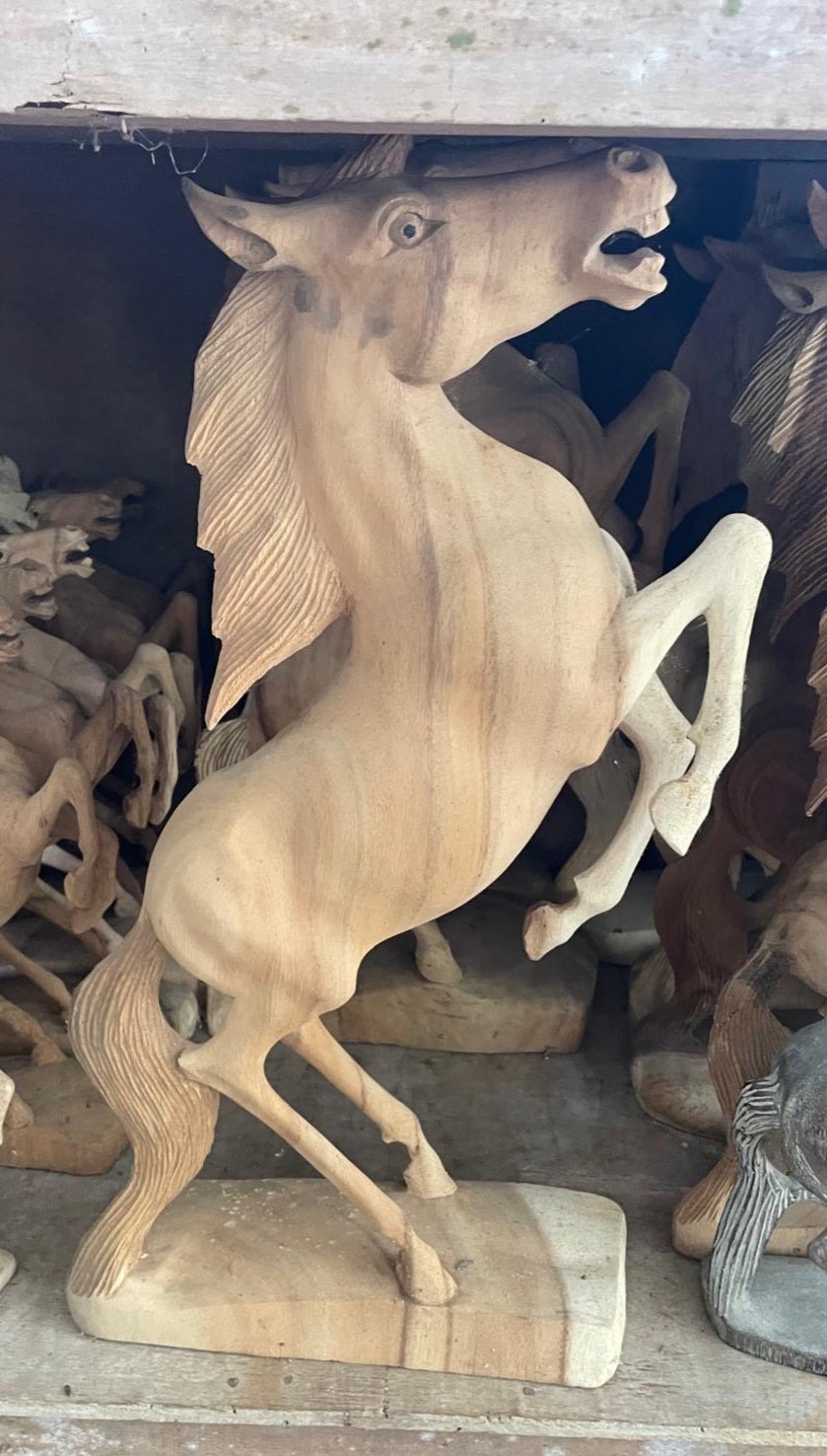 CHEVAL EN TECK