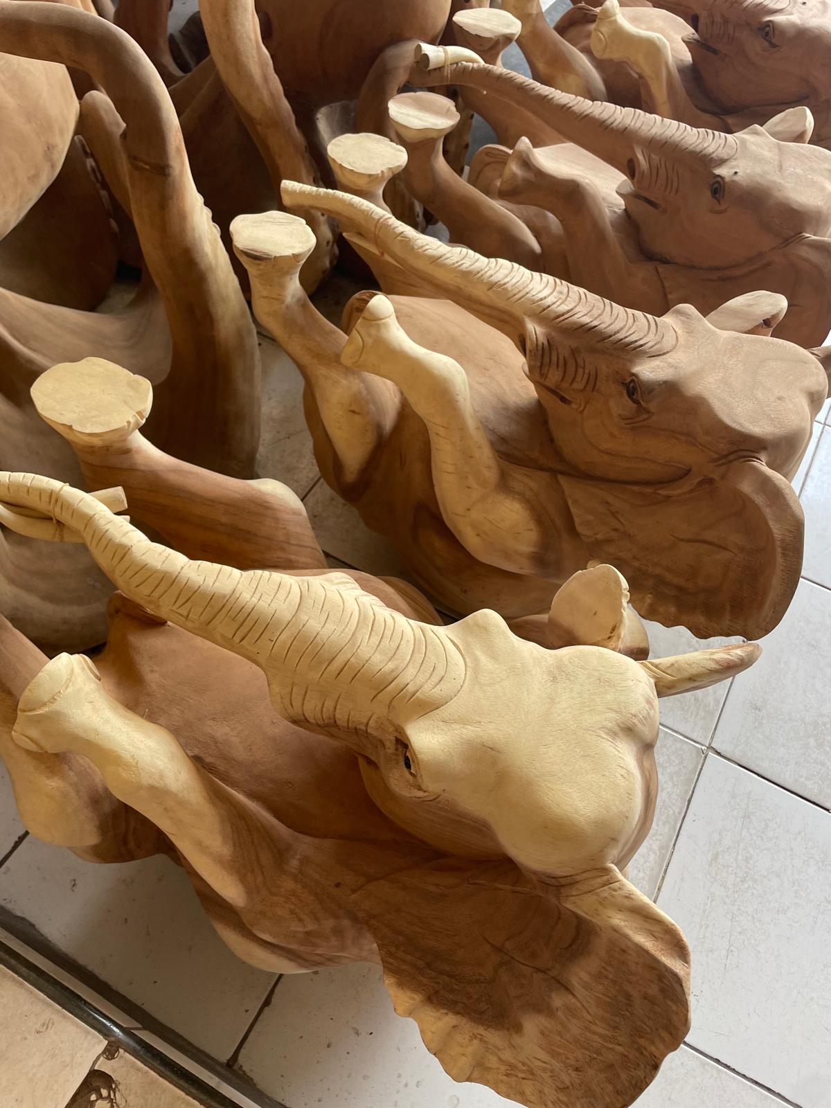 TABLE ELEPHANT